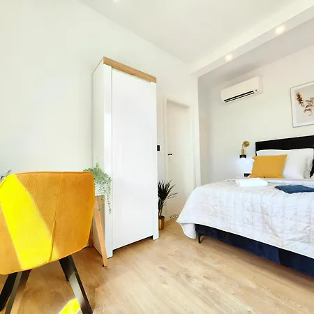 & Fjok Apartman Split